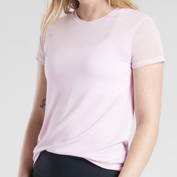 Athleta Tops - Athleta Cloudlight Hybrid Pink Tee Size Small